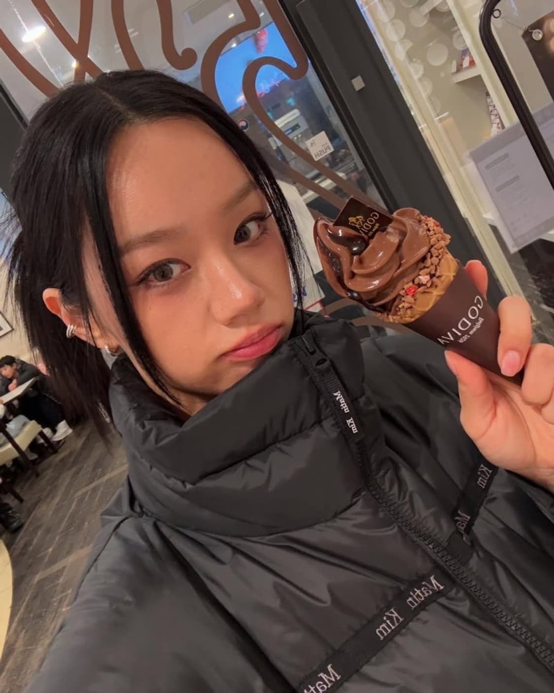 마뗑킴 패딩 테이핑 푸퍼 다운점퍼 블랙 S 상품이미지4