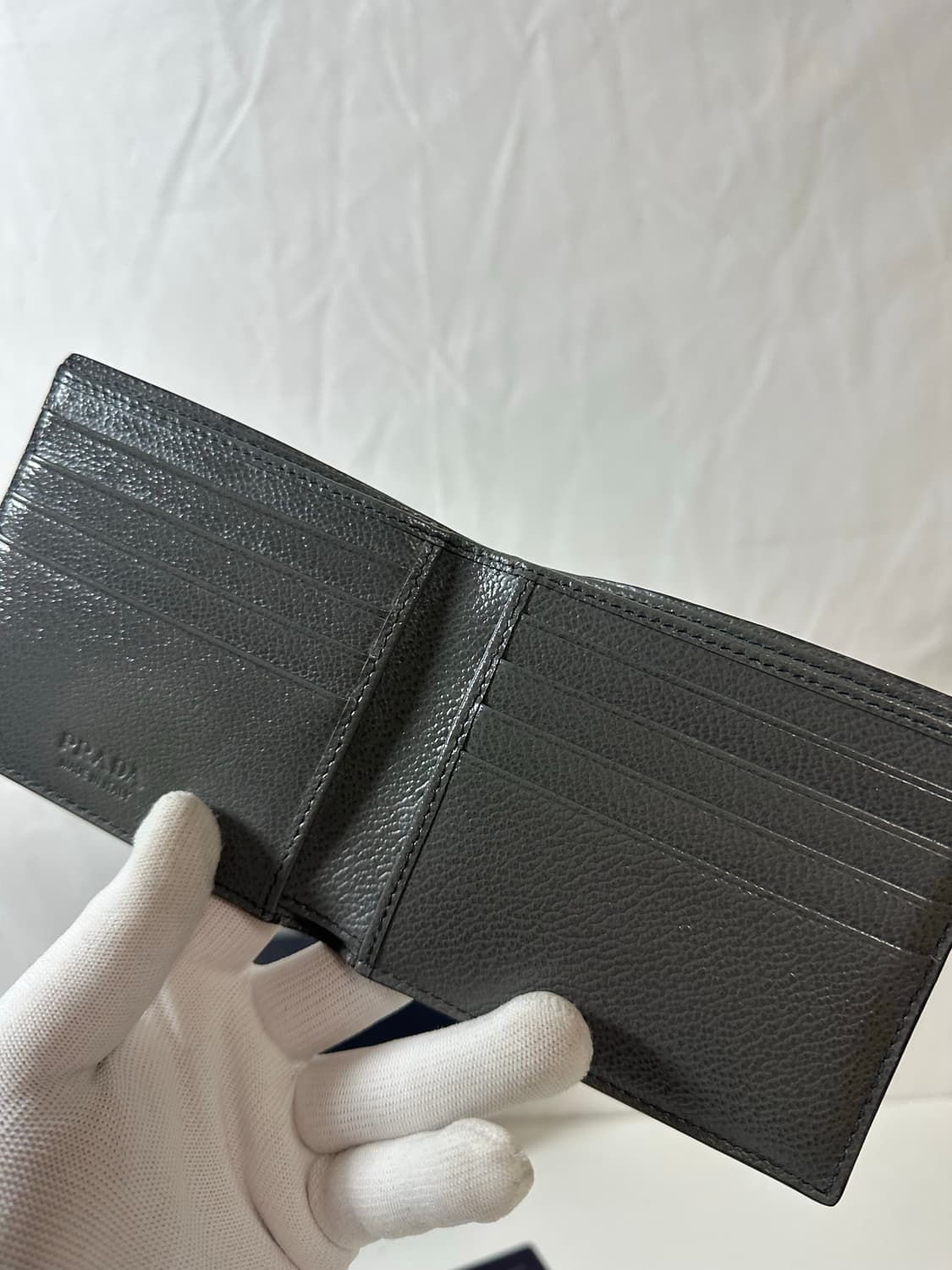 프라다 레더 삼각로고 반지갑 (OS) 상품이미지4