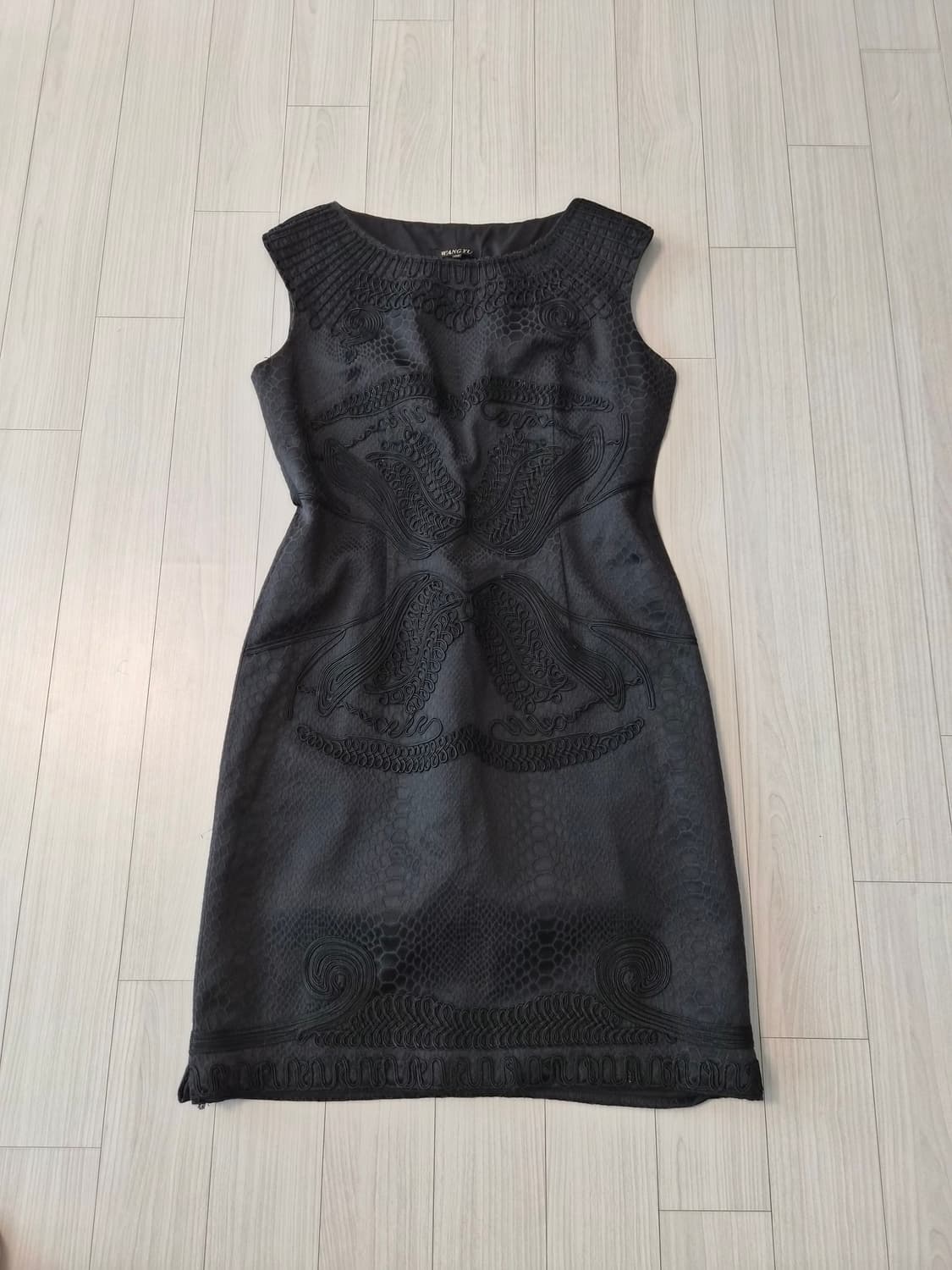 [디자이너 브랜드] WANG YU 입체 코딩 자수 럭셔리 원피스 상품이미지4