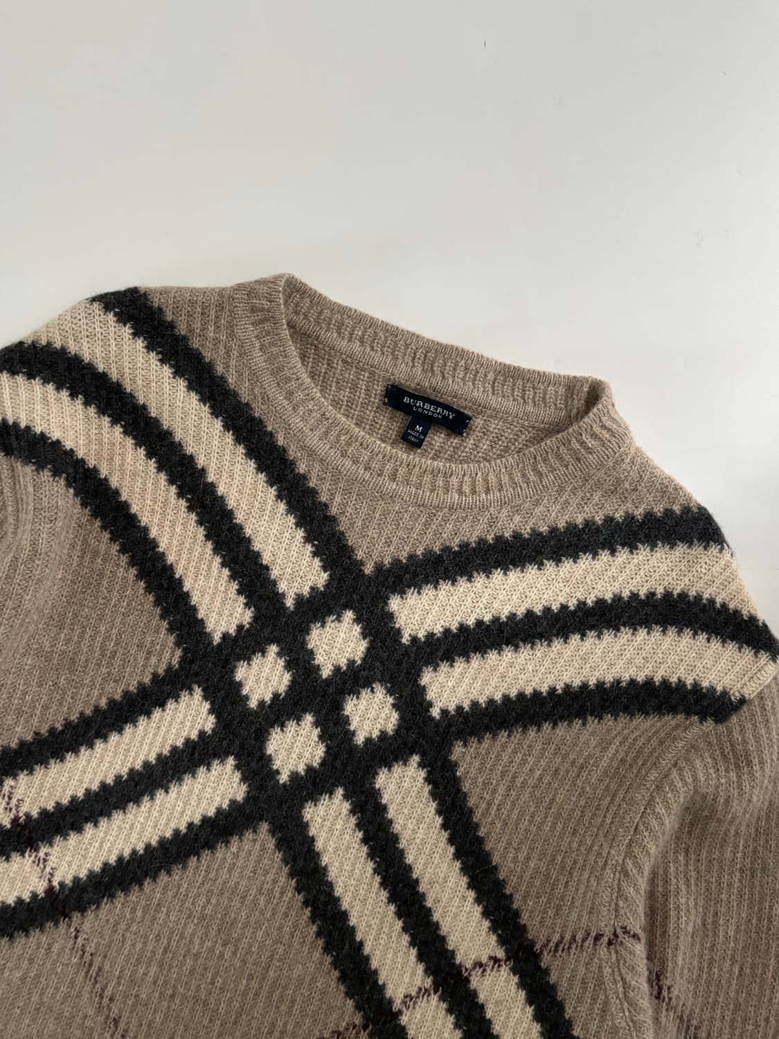 Burberry 버버리 아가일 노바체크 울 크루넥 니트 상품이미지3