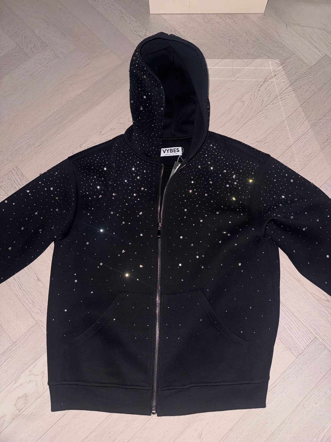 Vybes 라인스톤 후드집업 상품이미지1