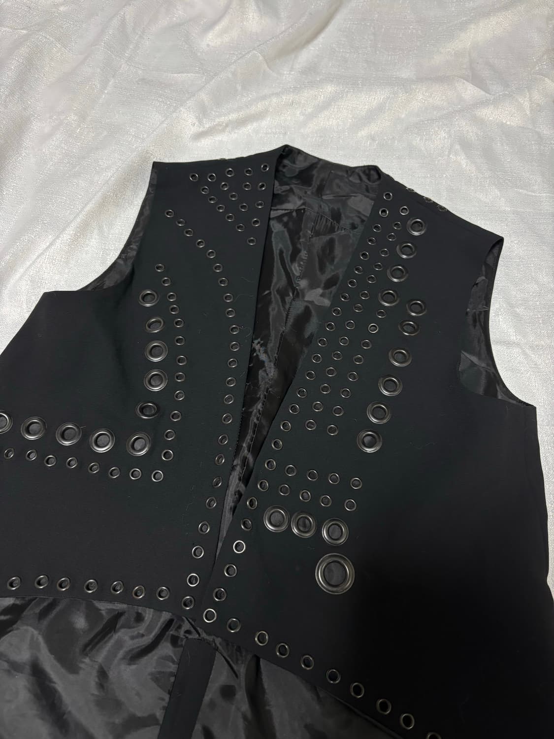 “Unknown” Eyelet Detail 00’s Design unba 상품이미지8