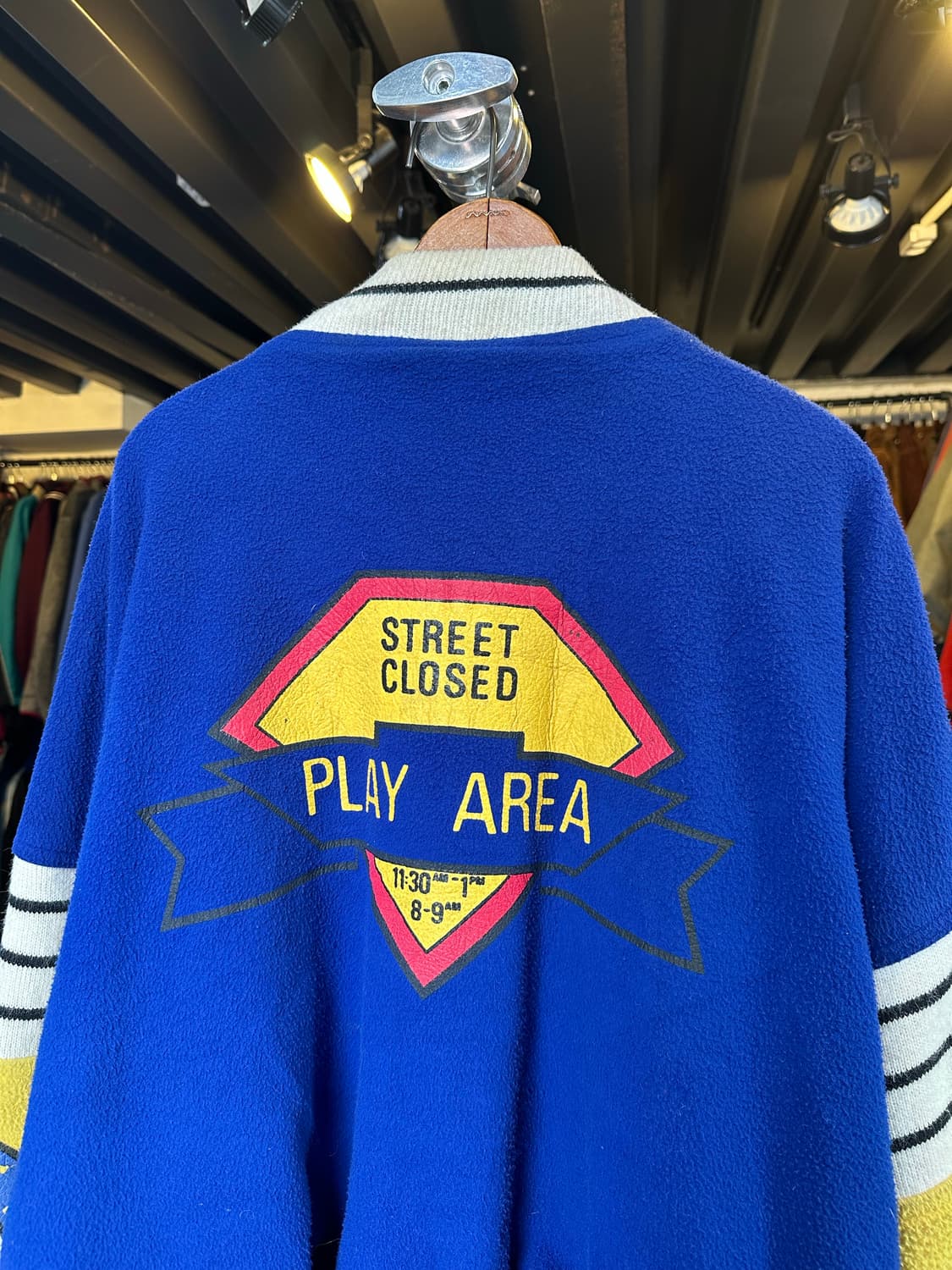 Old 드랍숄더 바시티 붐버 자켓 상품이미지7