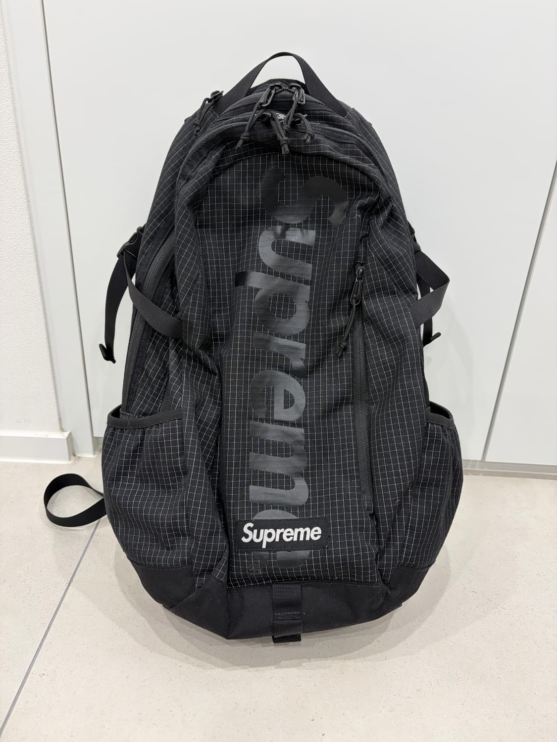 슈프림 24ss 백팩 상품이미지2