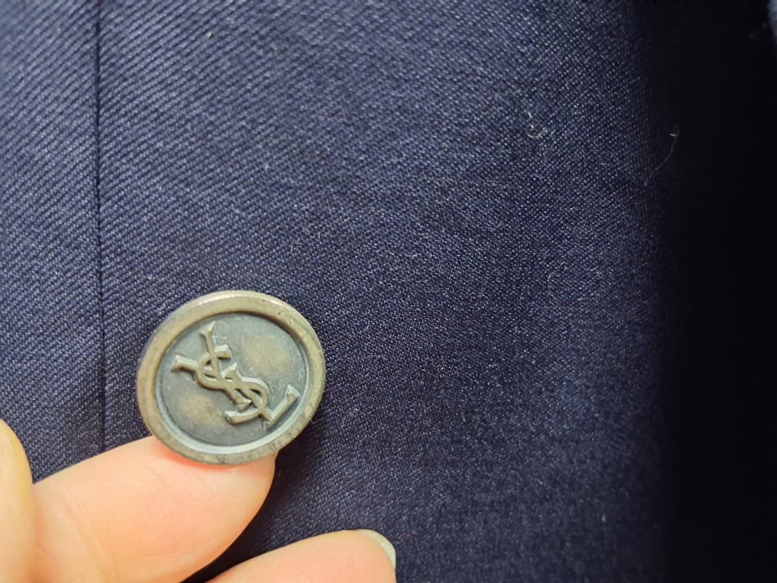 일본빈티지 입생로랑 단추12개 큰단추6개 소매작은단추6개 그레이스틸단추
 상품이미지2