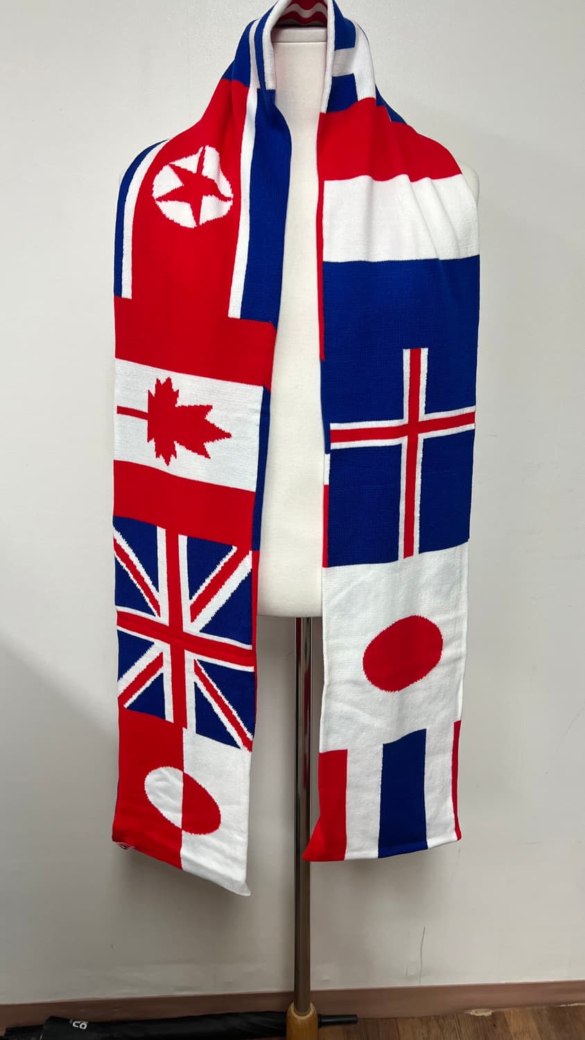 (새상품) LAA 멀티 플래그 머플러 상품이미지1