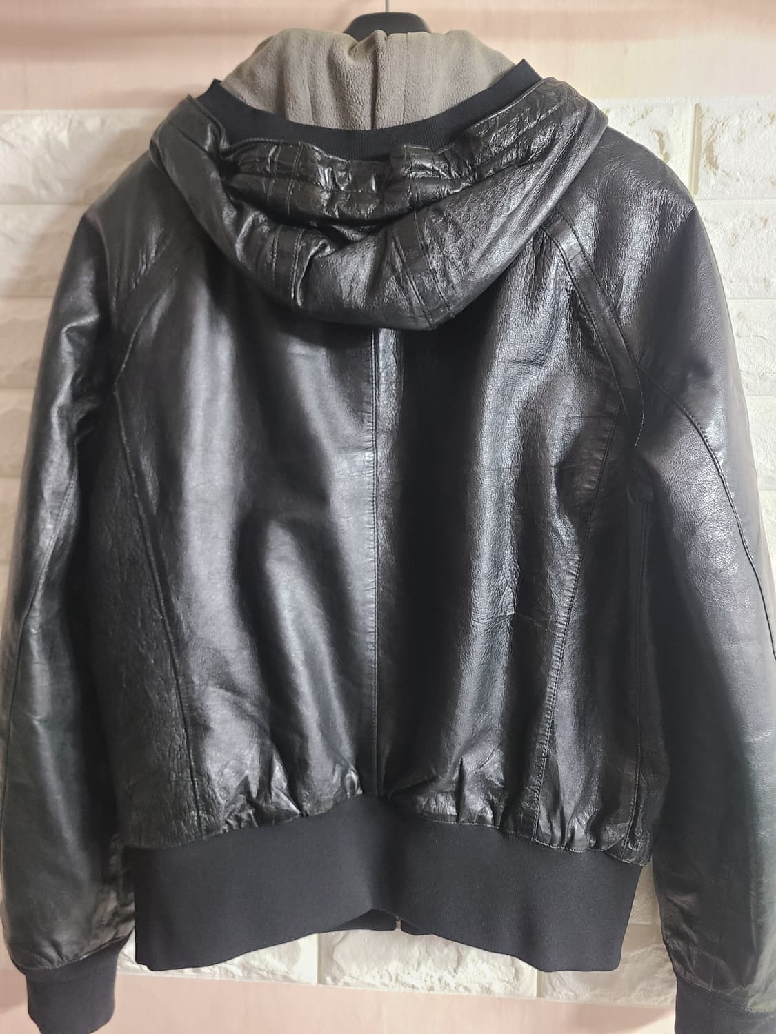 스톤아일랜드 cast metal 소가죽 후드점퍼(M-L) 상품이미지8