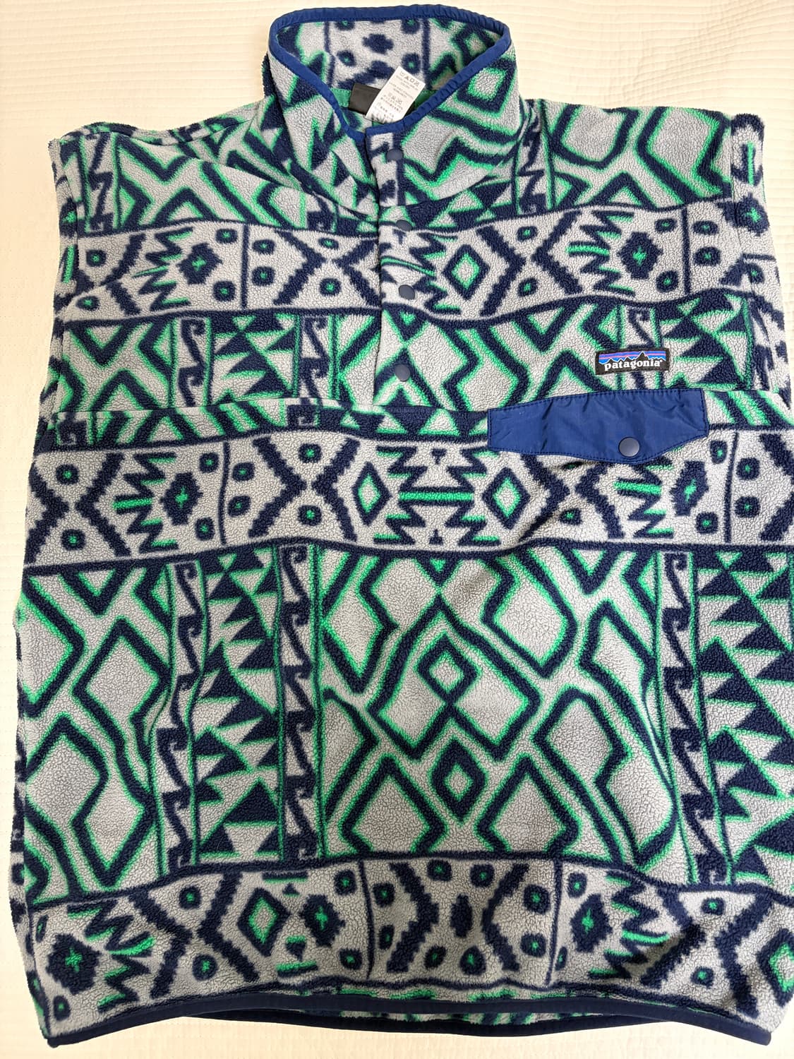 파타고니아 신칠라 M사이즈 판매합니다. 상품이미지2