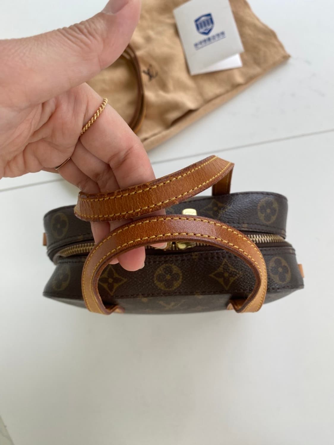 정품 루이비통 스폰티니백 토트 크로스백 상품이미지3