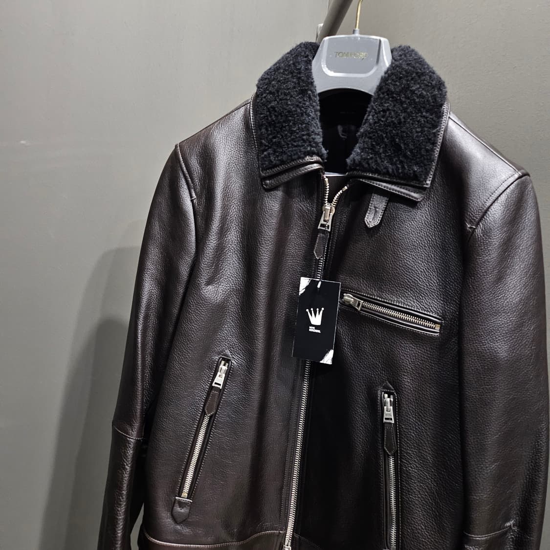 톰포드 시어링 카라 지퍼 레더트리밍 송중기 가죽자켓(퍼 탈부착) 상품이미지5