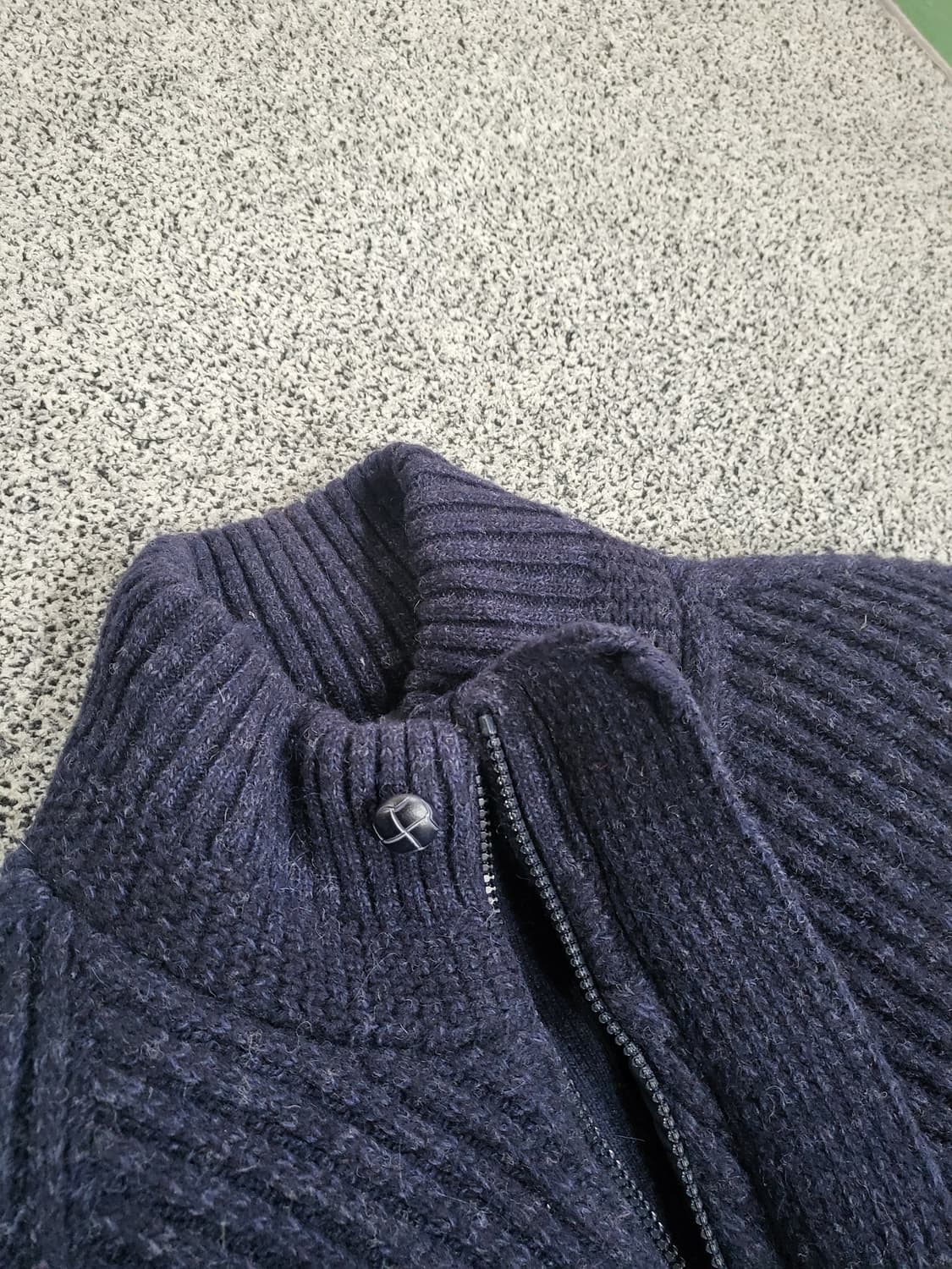 Jean-Michel Basquiat(장 미셸 바스키아) 
니트 자켓 상품이미지4