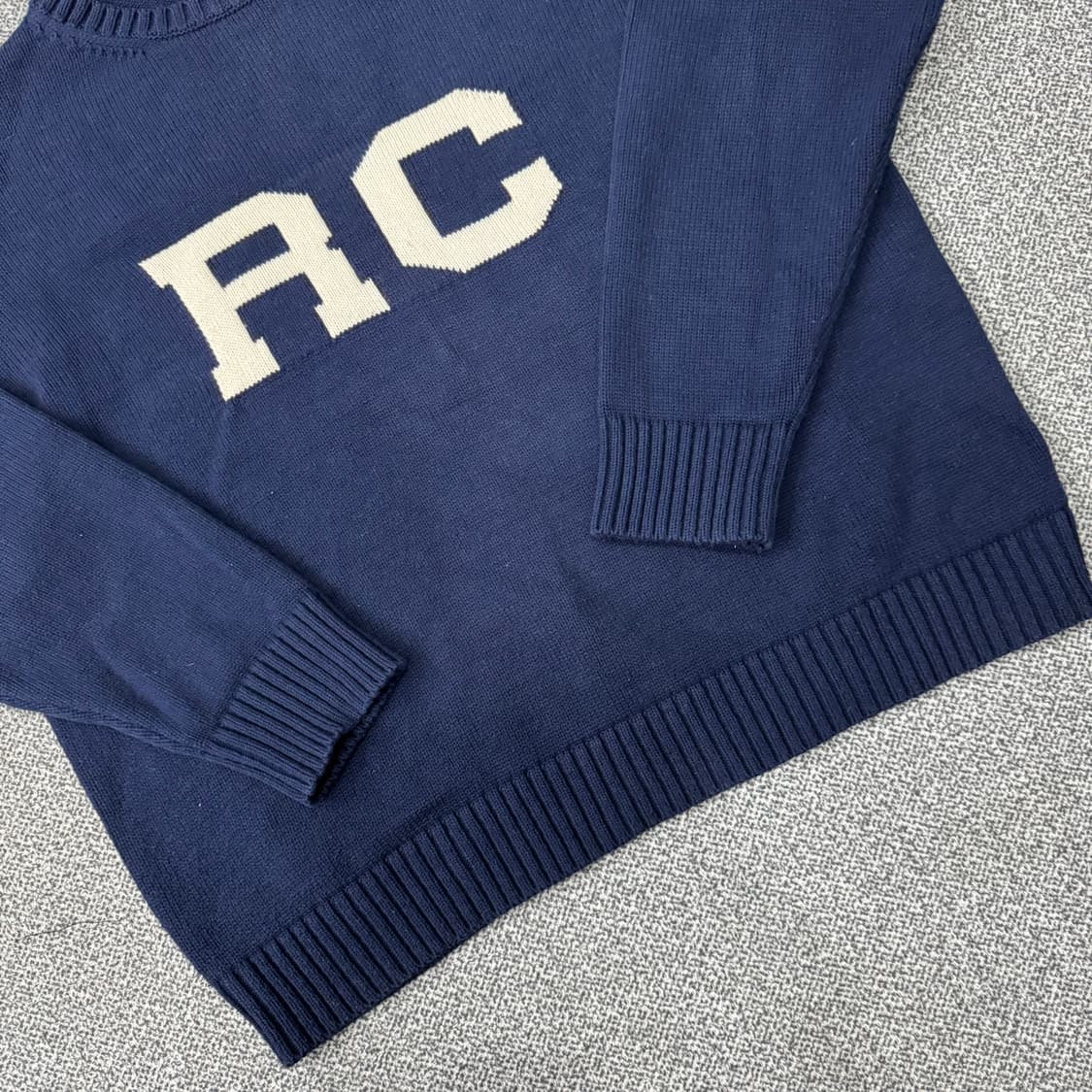 리트리버클럽 RC 빅로고 니트 상품이미지3