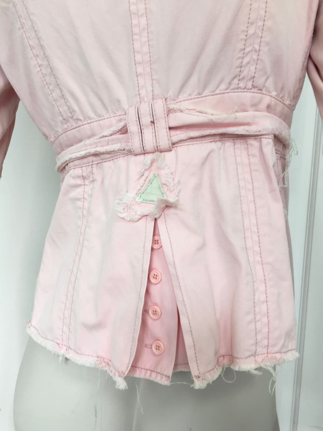 Marc Jacobs distressed Baby Pink Jacket 상품이미지4