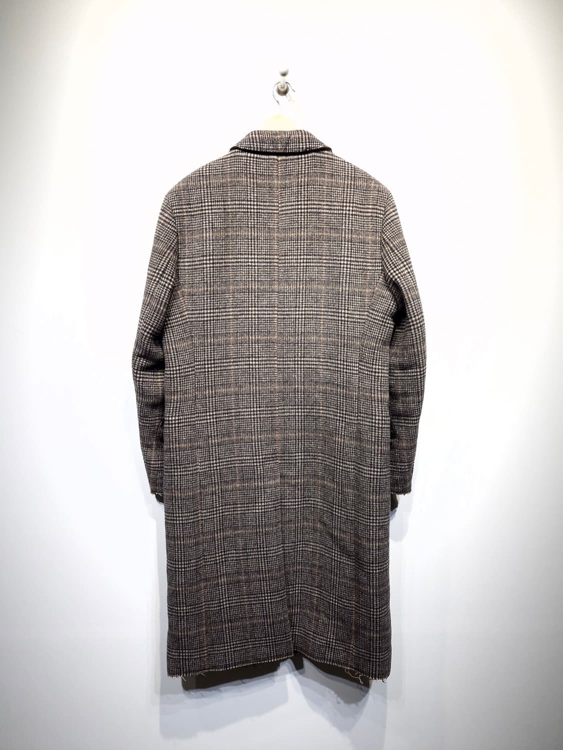 TONYWACK 토니웩 울캐시미어 크루도 체크 커팅 코트 상품이미지3