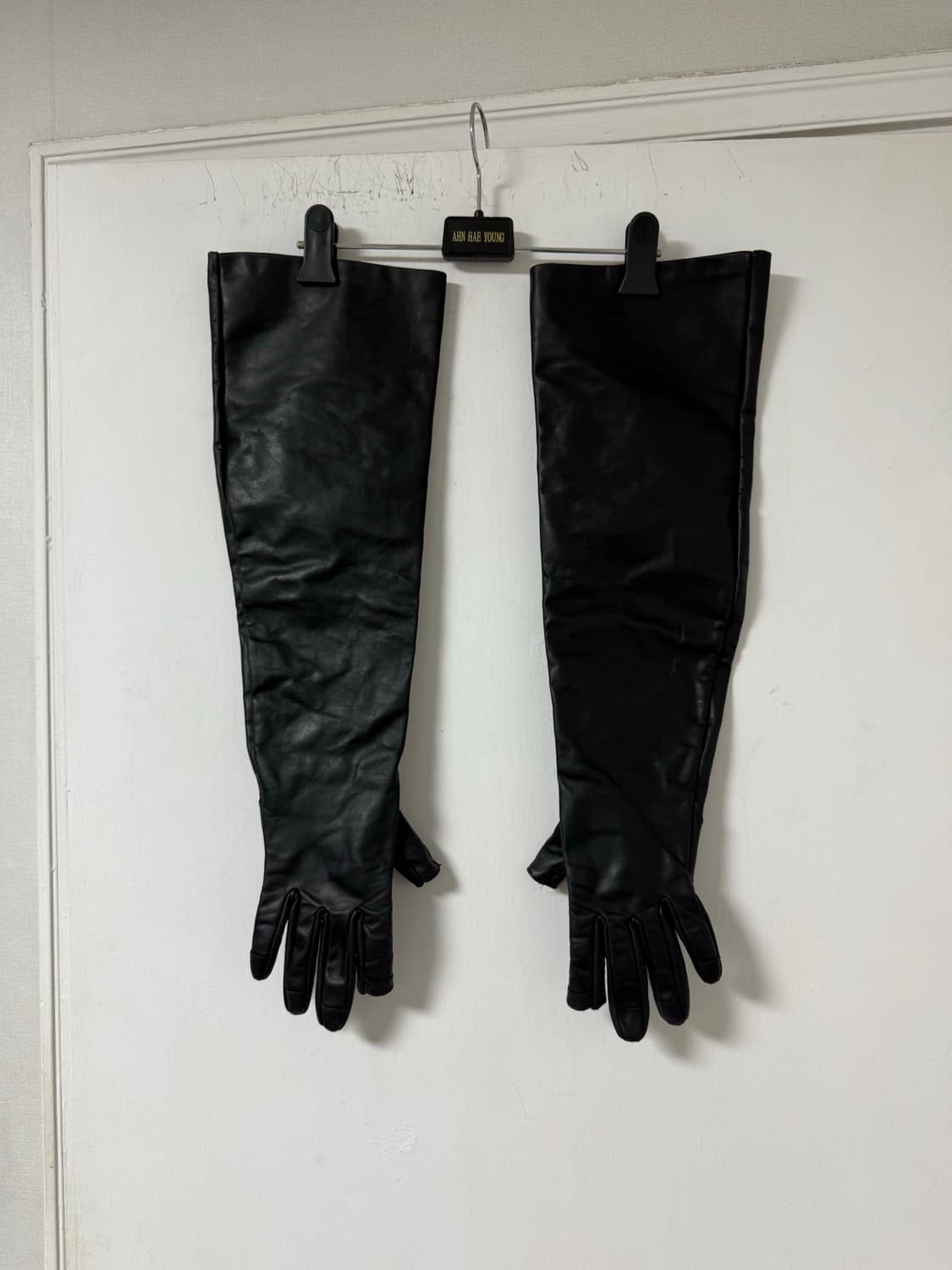 24ss 릭오웬스 런웨이 베이비카프스킨 비치롱 글로브 상품이미지2