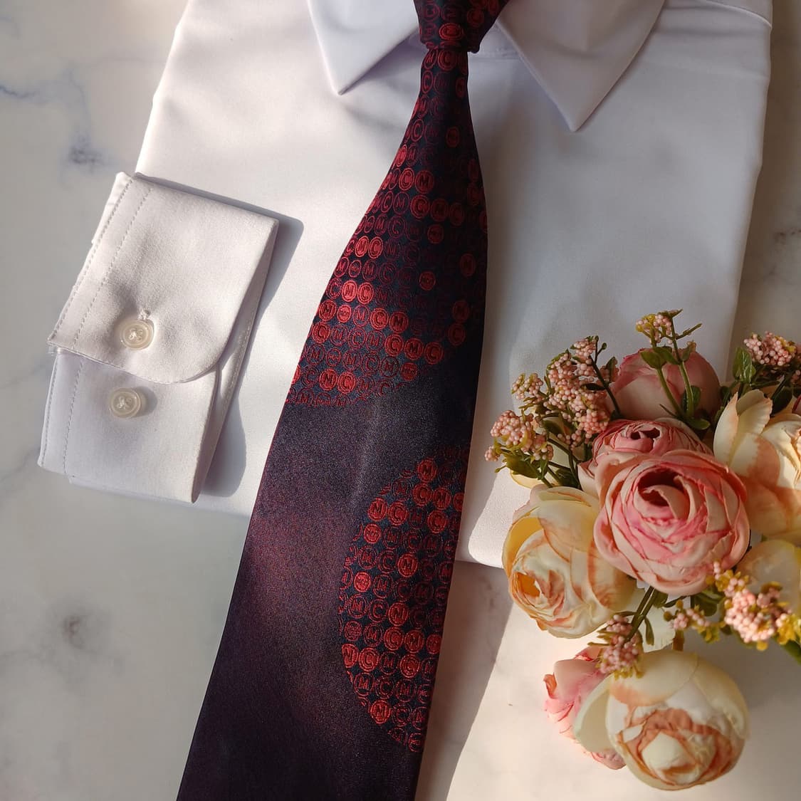 엠씨엠 실크 버건디 로고 패턴 넥타이 9.4cm A등급 A19798
 상품이미지5