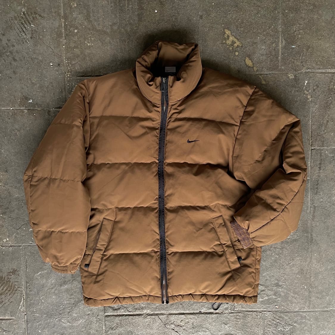 우주매물 00s 나이키 브라운 뉴챔프 패딩 올드스쿨 점퍼 L 100 상품이미지1