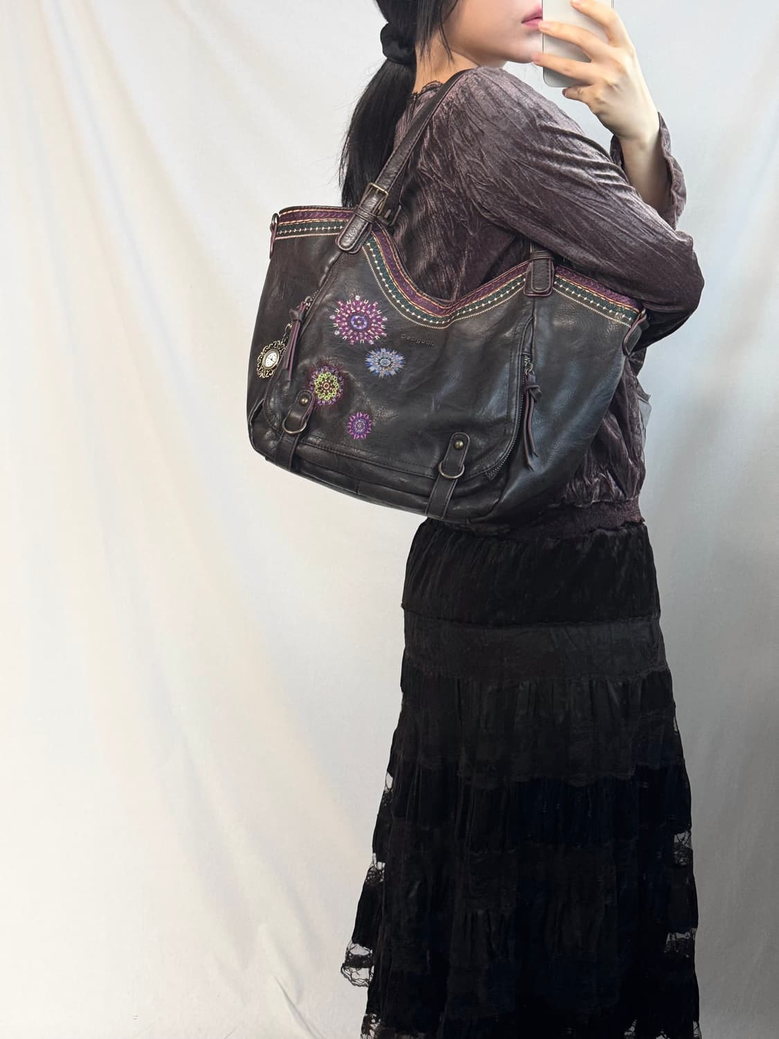 데시구알 자수 레더 숄더 백 상품이미지7