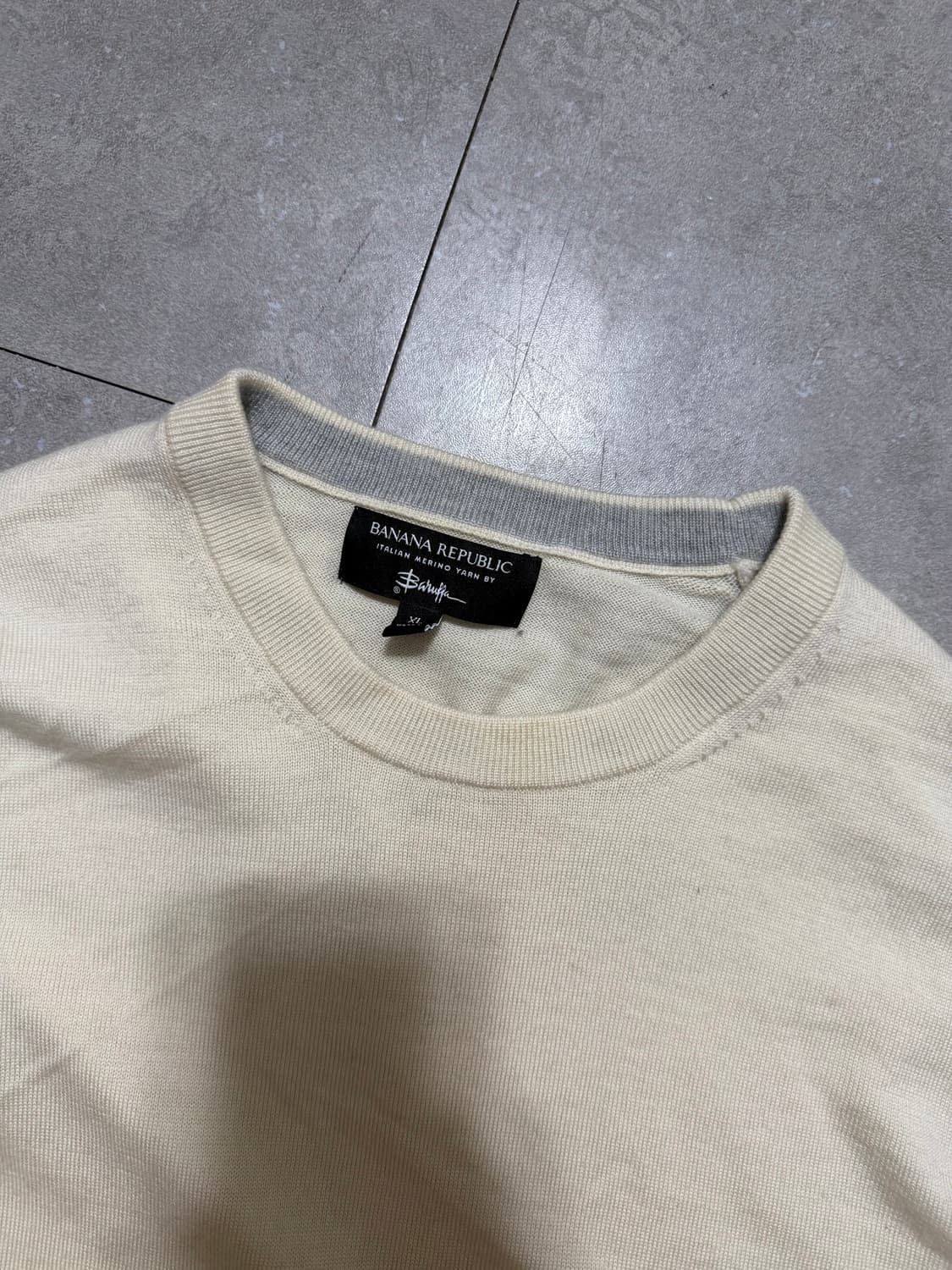 바나나리퍼블릭 아이보리컬러 이태리 메리노 울  니트  105 size  상품이미지2