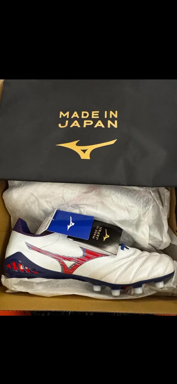 미즈노축구화 상품이미지1