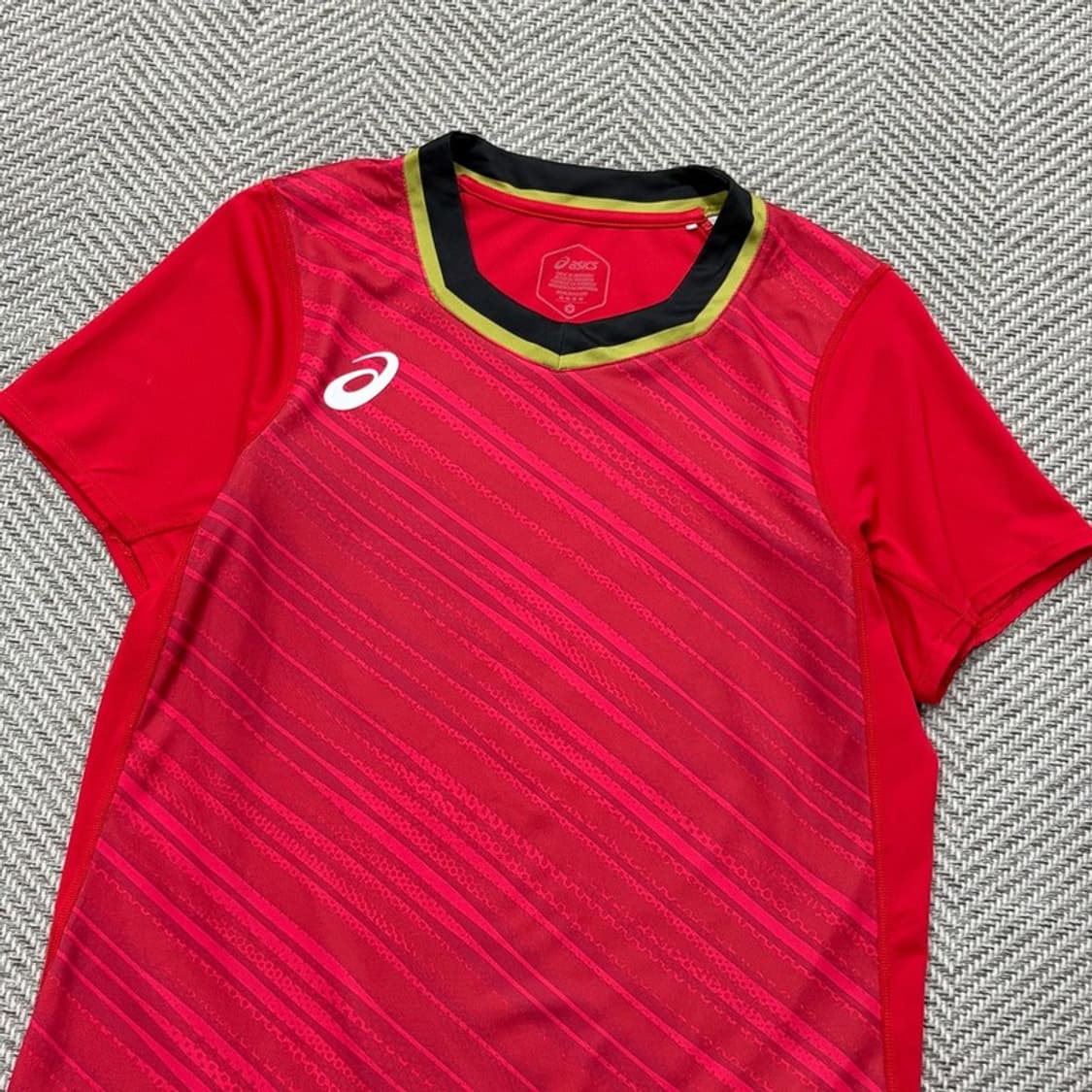 아식스 트레이닝 티셔츠 v3010 상품이미지3