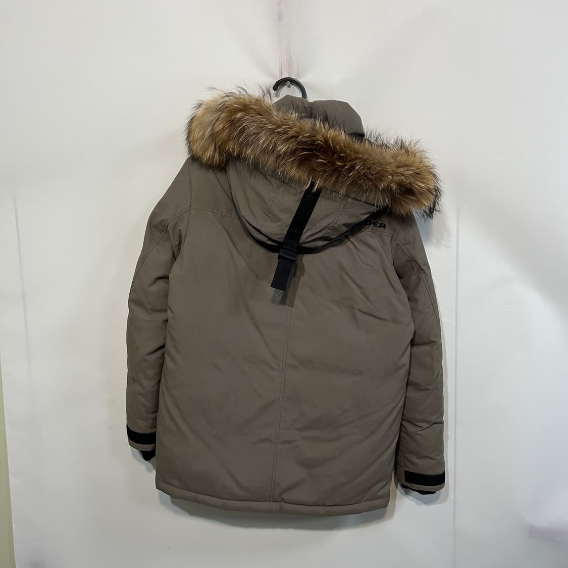 아이더 남성 덕다운 패딩 100 베이지 상태최상 상품이미지2