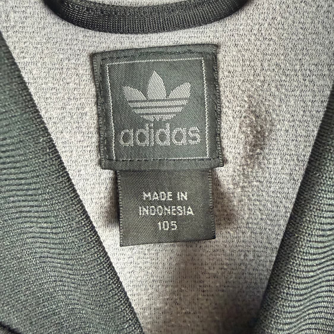 105) 아디다스 올드스쿨 슈퍼스타 트랙탑 져지 검/골 상품이미지3