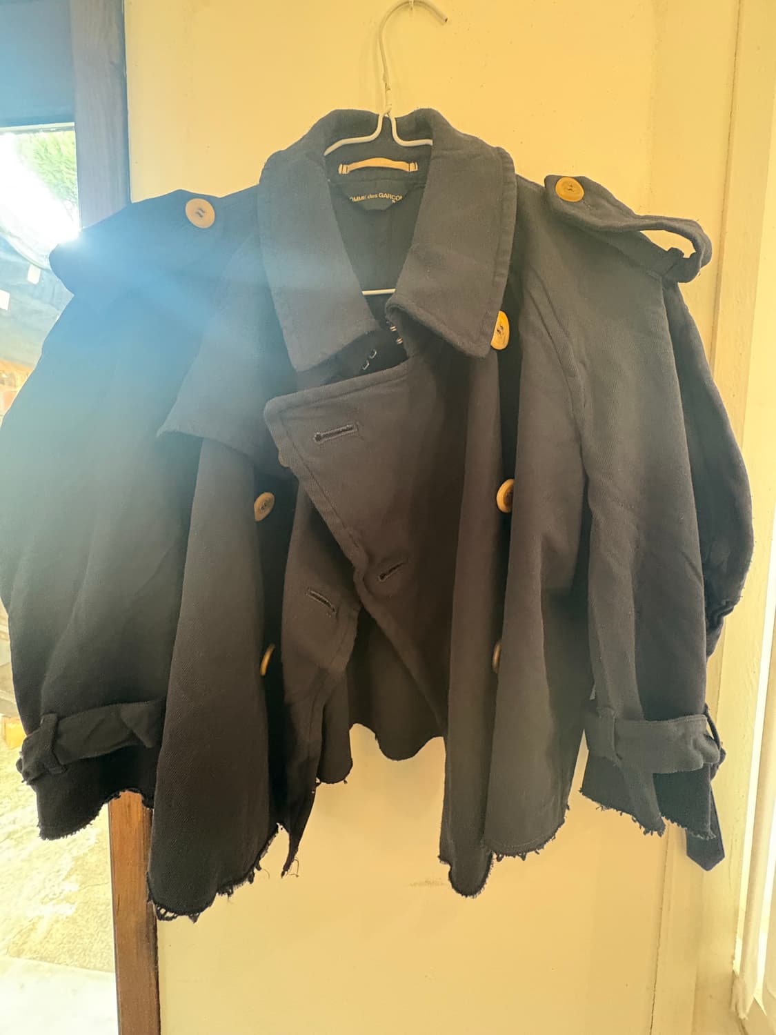 꼼데 가르송 축융 숏 트렌치 상품이미지1