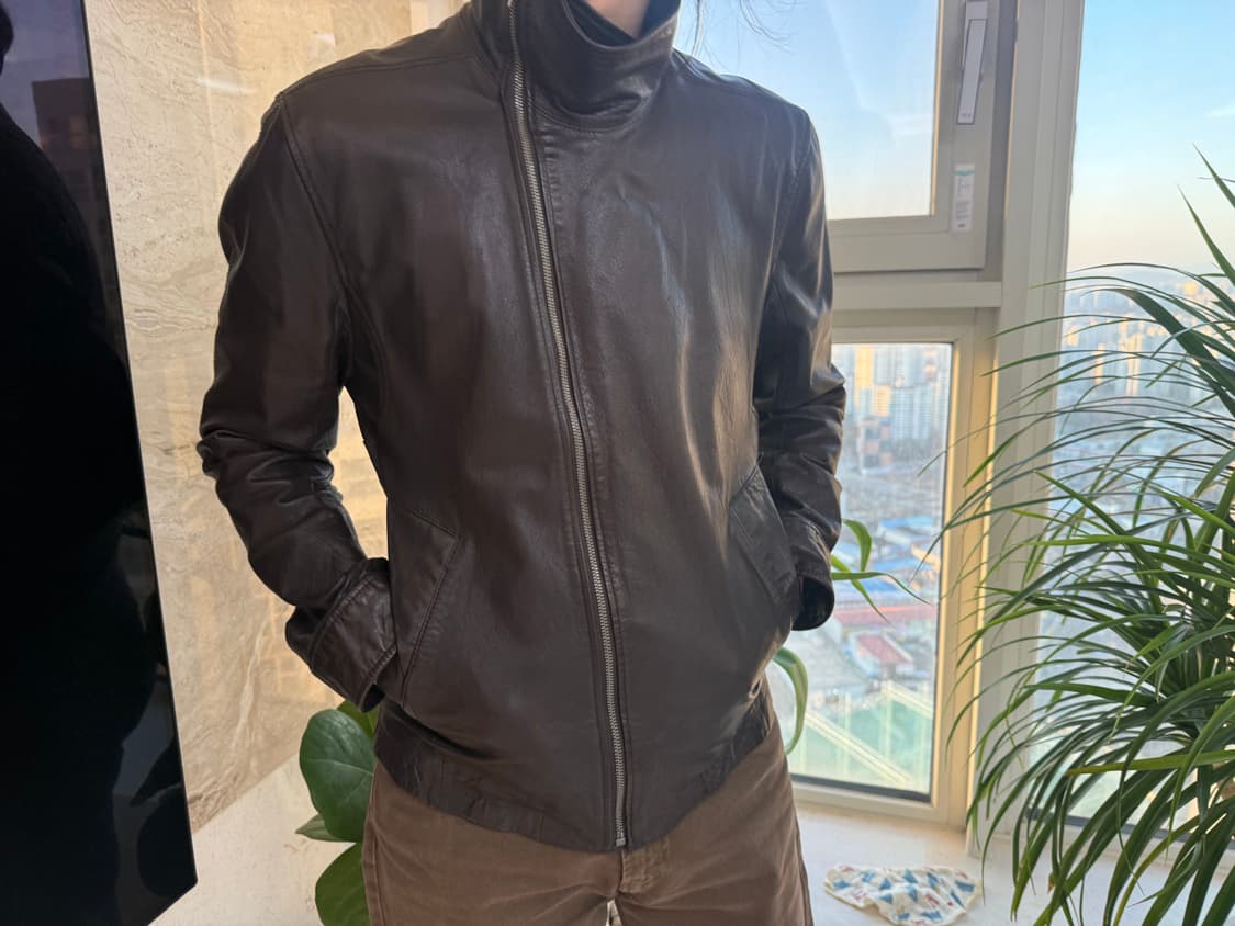 코데즈 컴바인 하이넥 카우하이드 사선 레더 자켓 상품이미지3