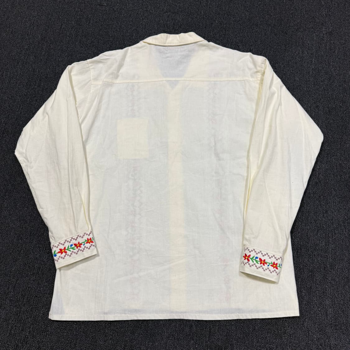 차뮬라 플라워 자수 셔츠 상품이미지5