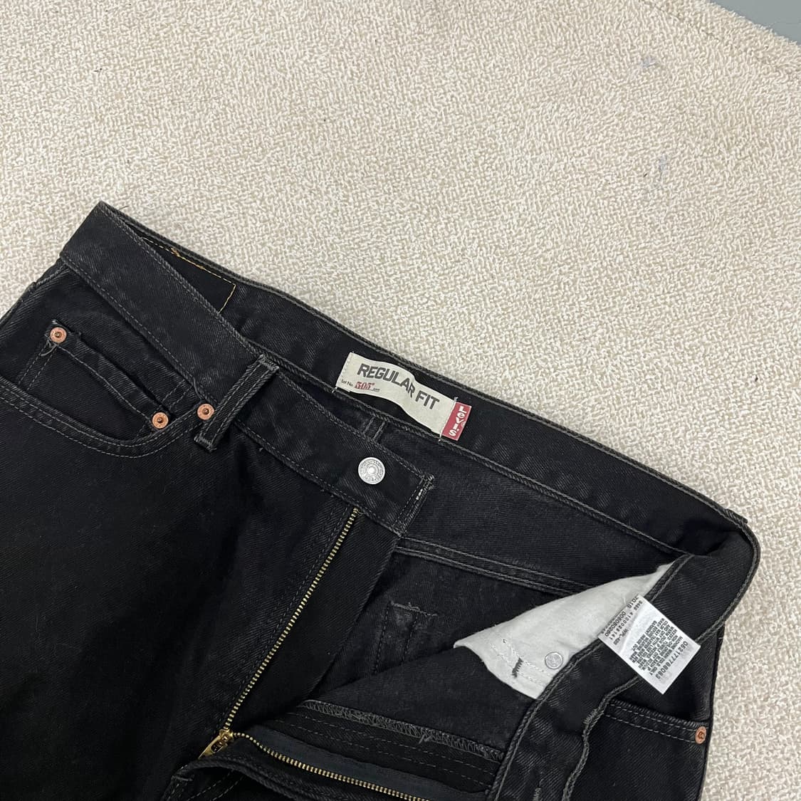 [36] 리바이스 505 레귤러 스트레이트 블랙 데님 바지 0102M1 상품이미지2