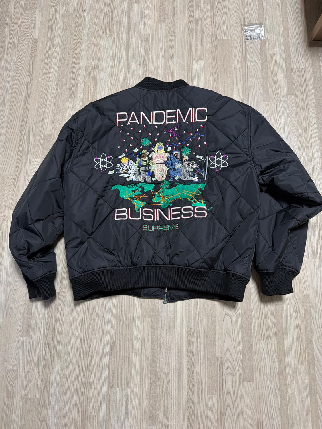 슈프림 AOI 퀼티드 워크 자켓 블랙 - 24FW 상품이미지1