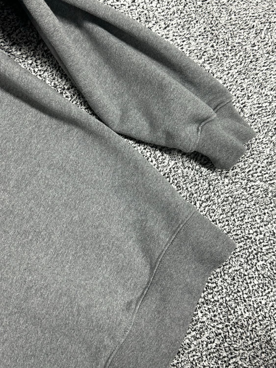 메종키츠네 신형 차콜 맨투맨 상품이미지4