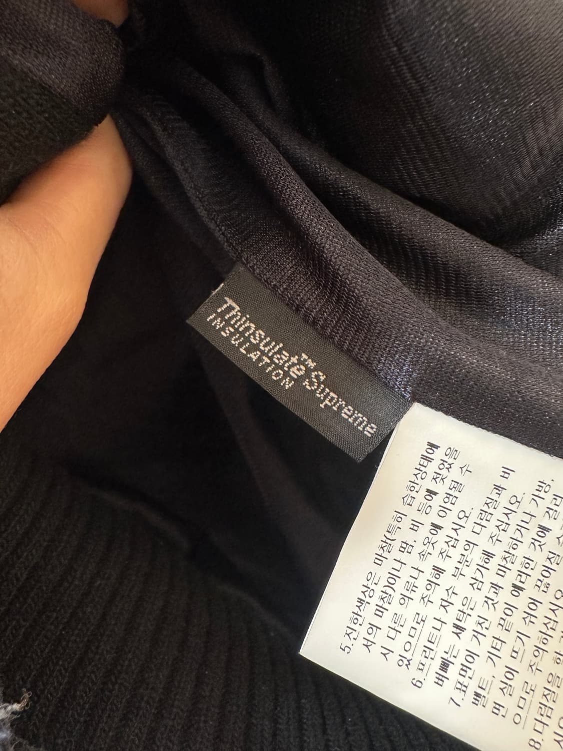 먼싱웨어 MUNSINGWEAR 털 트리밍 니트 조끼 블랙 상품이미지9