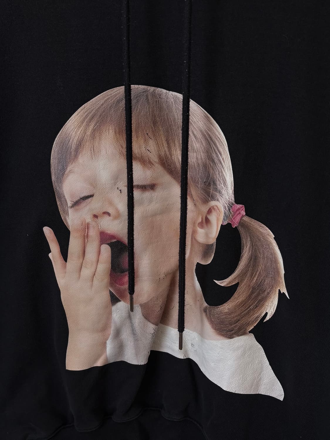 아크메드라비 프린팅 후드티 블랙 상품이미지5