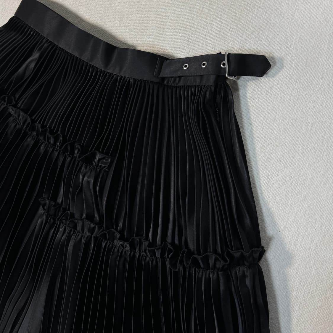 Pleated Black Belt Skirt 상품이미지3