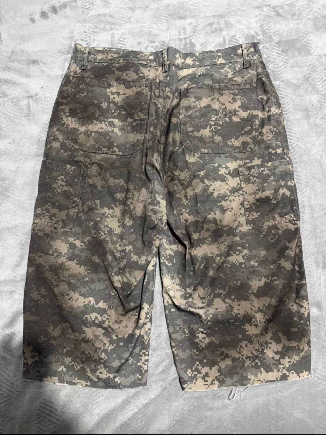 (XL, 32-34) 알렉산더 디제노바 트래쉬드 카모 언더그라운드 쇼츠 상품이미지2