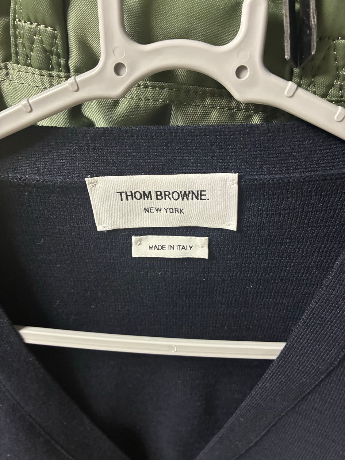 톰브라운 가디건 상품이미지2