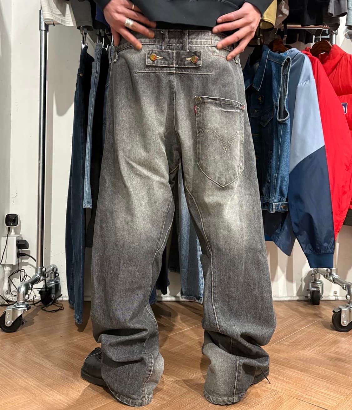 리바이스 엔지니어드진 신치백 상품이미지4