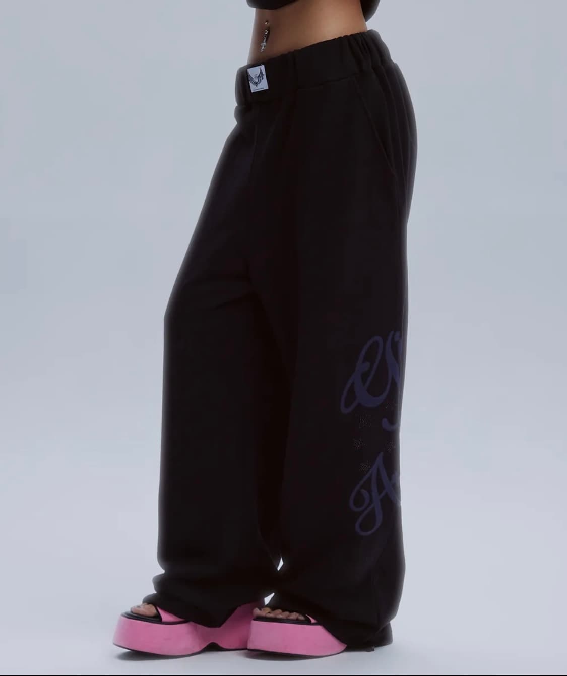 LETTERING LOGO SWEATPANTS_BK 상품이미지1