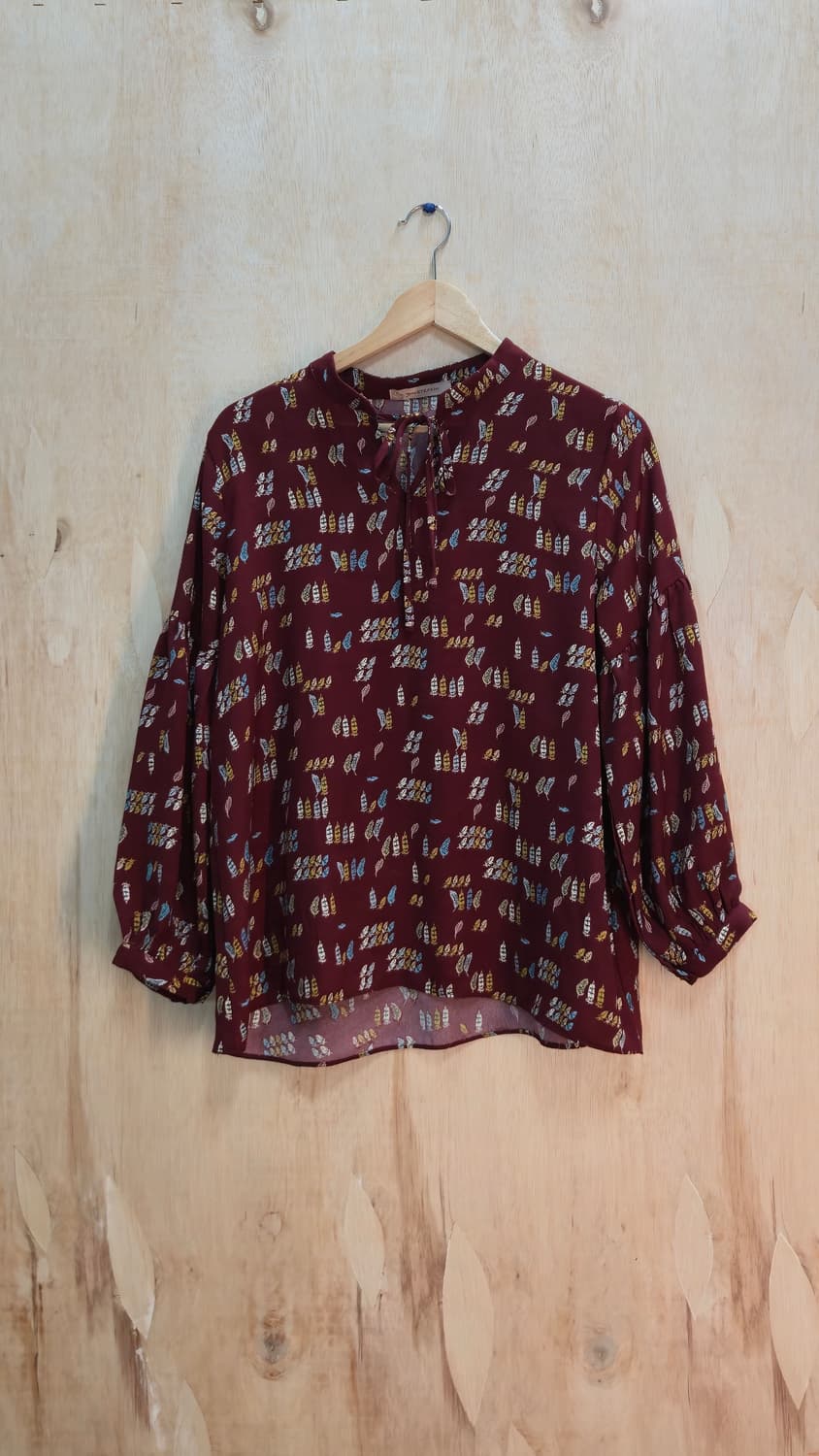 레드 패턴 블라우스  상품이미지1