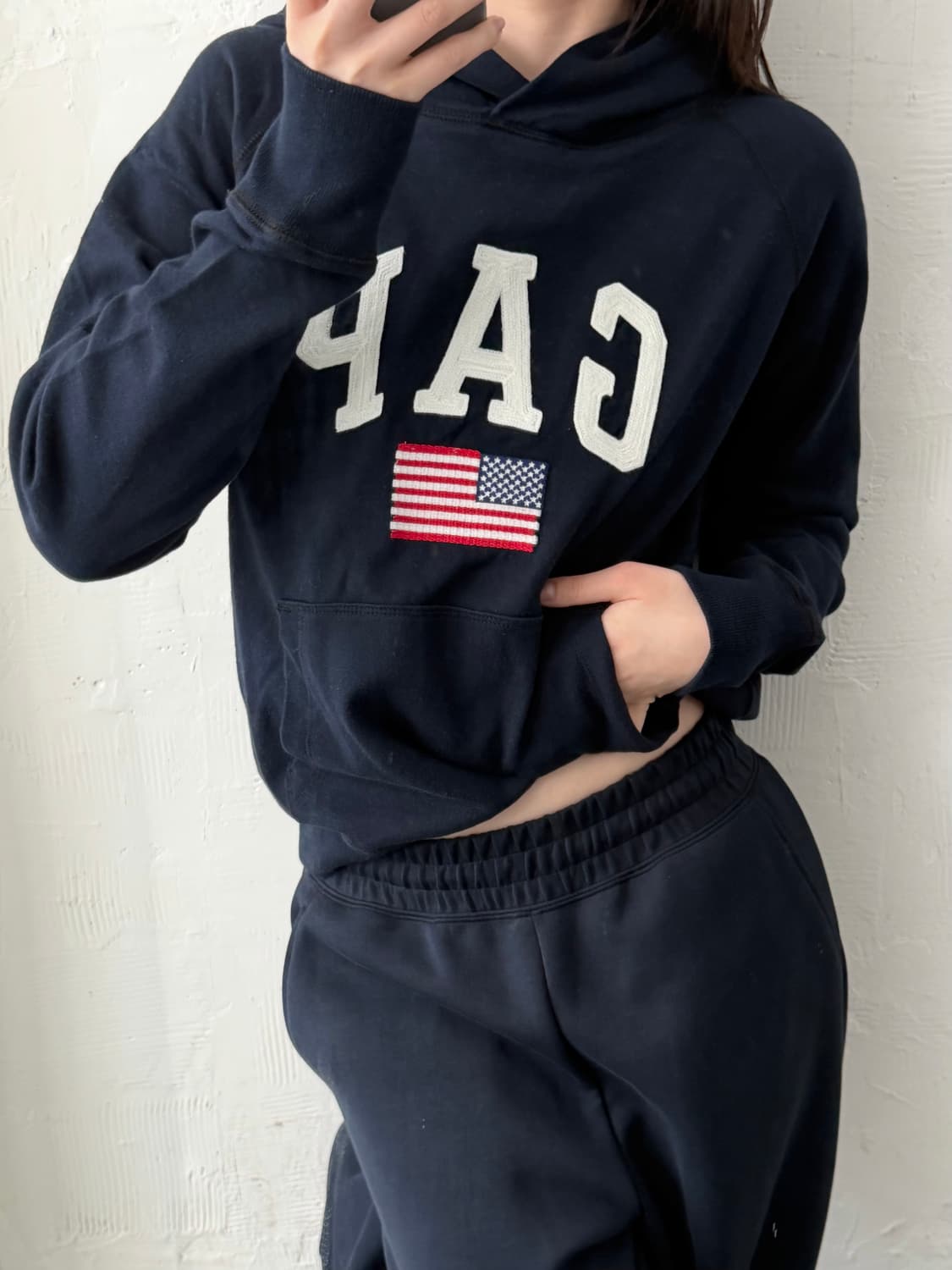GAP 갭 성조기 로고 네이비 컬러 후드티  상품이미지1
