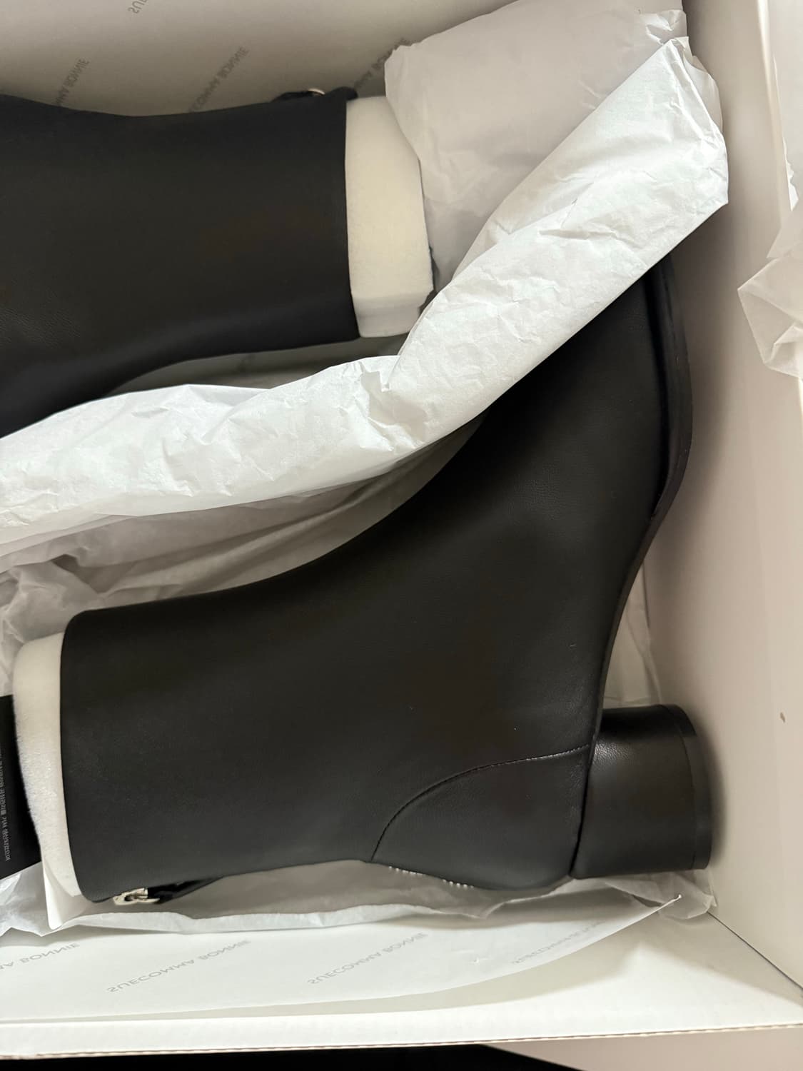 슈콤마보니 슬림라인 앵글 부츠 240 상품이미지8