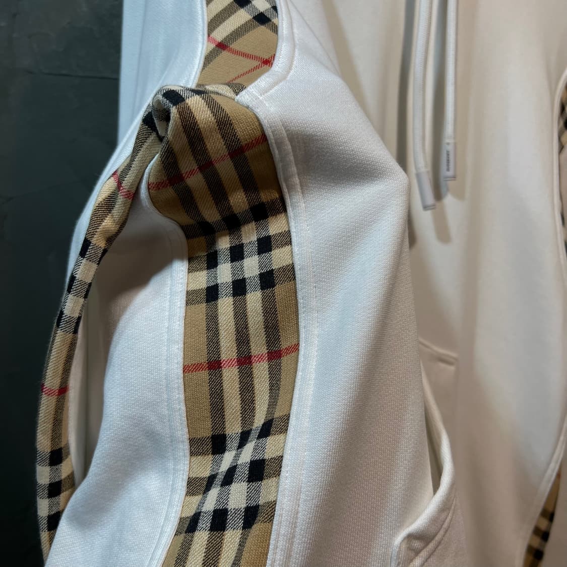 [L] BURBERRY 버버리 후드티 상품이미지3