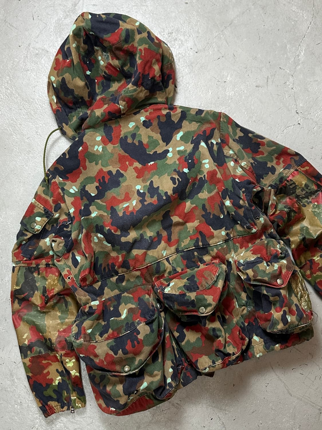 90's 스위스 밀리터리 카모 필드 자켓 M65 파카 상품이미지6