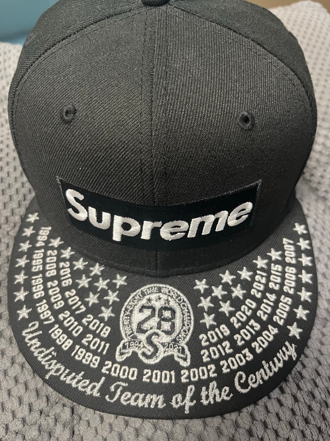 뉴에라 X 슈프림 59fittity 상품이미지1