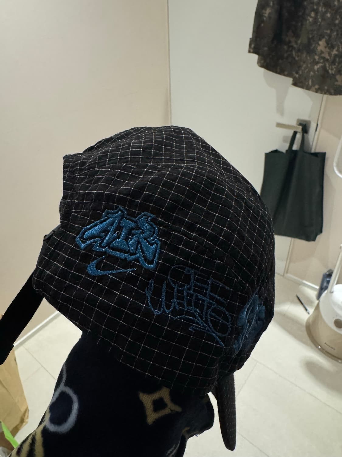 나이키 x 오프화이트 NRG 햇 블랙팝니다 상품이미지2