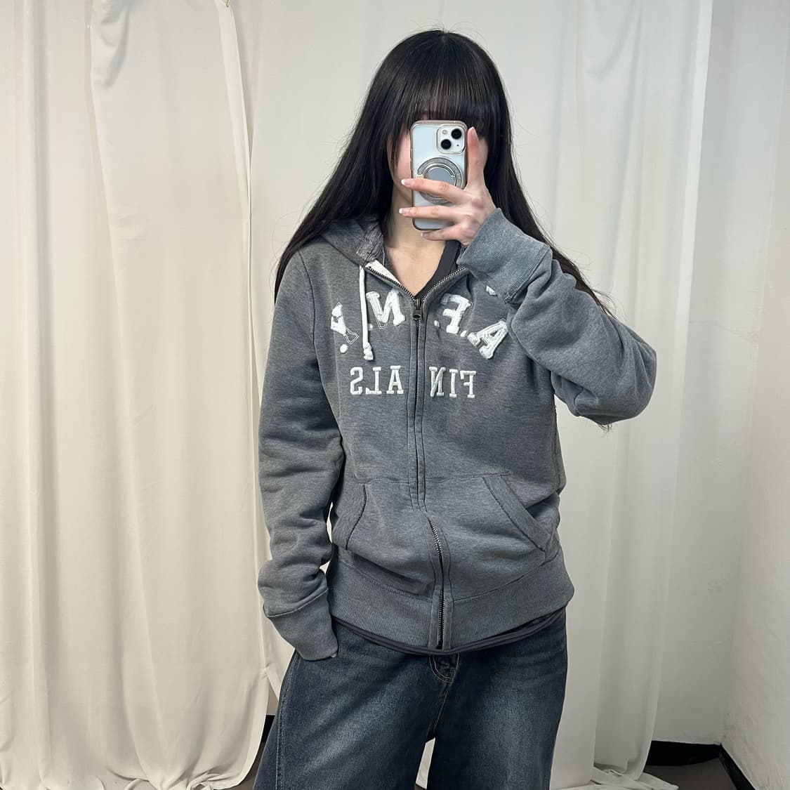 Abercrombie grey zip-up hoodie 상품이미지1