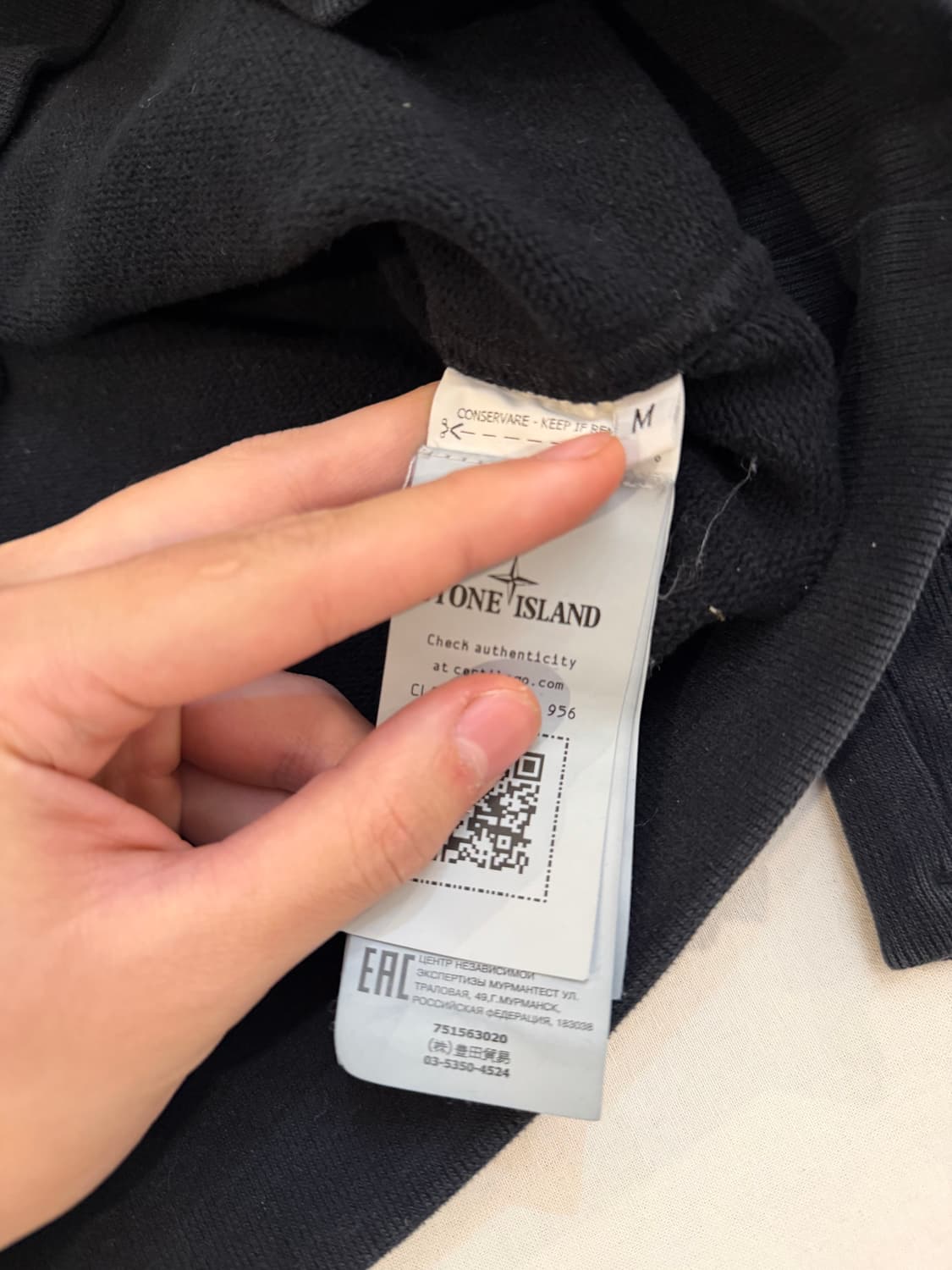 스톤아일랜드 21FW 와펜 맨투맨 블랙 상품이미지5