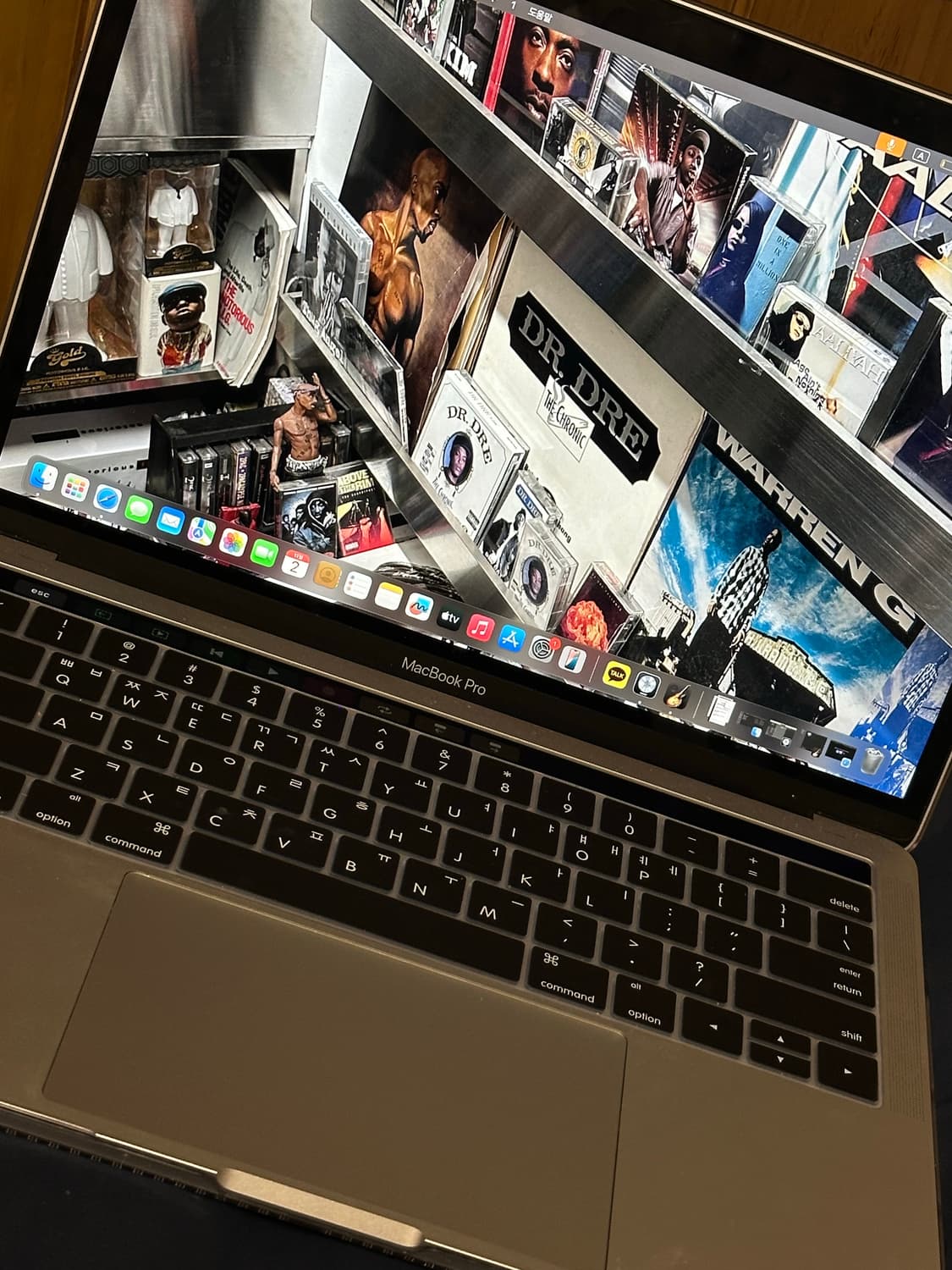 Macbook pro 맥북 프로 2019 터치바 13인치 실버 상품이미지2